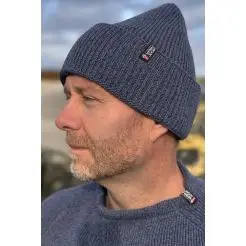WOOL OF SCANDINAVIA JURMO STRIKHUE - Huer