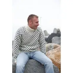 WOOL of Scandinavia islandsk sweater - Strik & Sweat